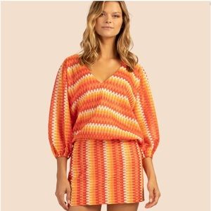 🔘Trina Turk “Sun ray” tunic